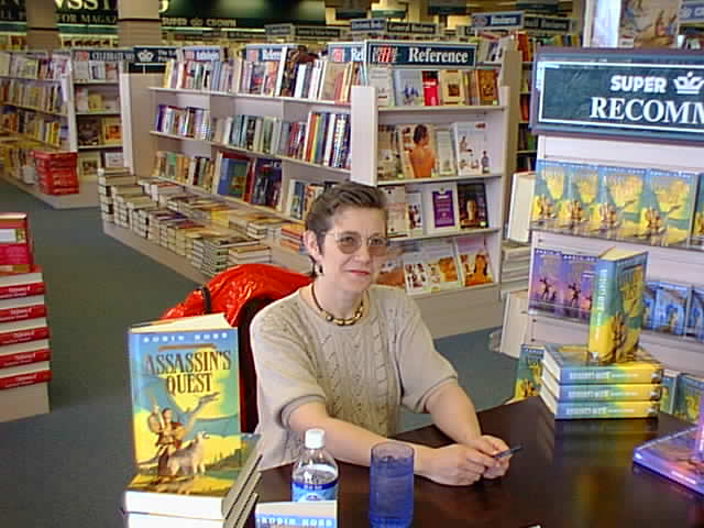 Megan Lindholm (Robin Hobb)